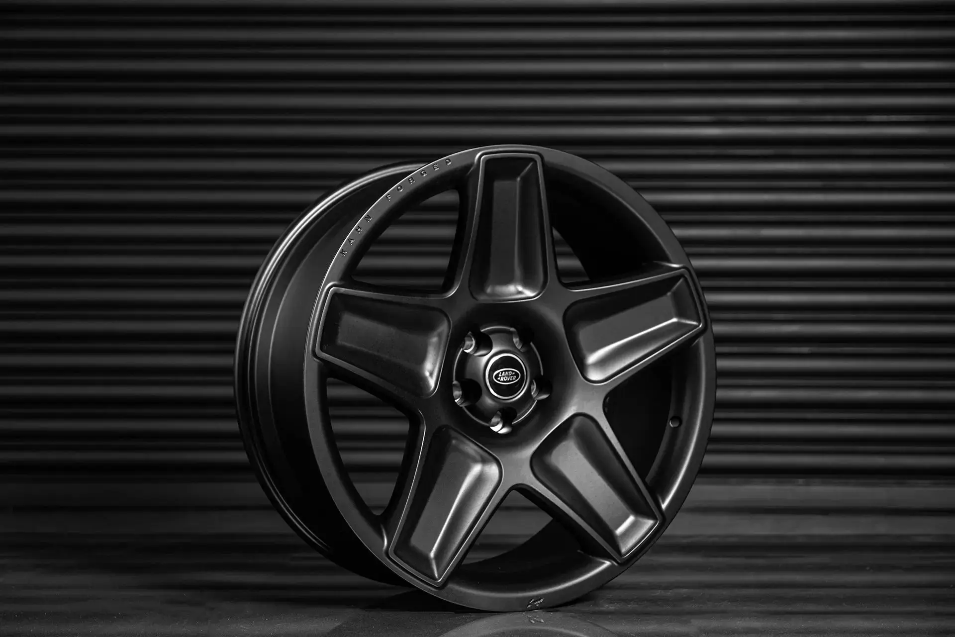 Land Rover Defender (2020 Onwards) Forged Alloy Wheels - Mondial Retro - Image 17