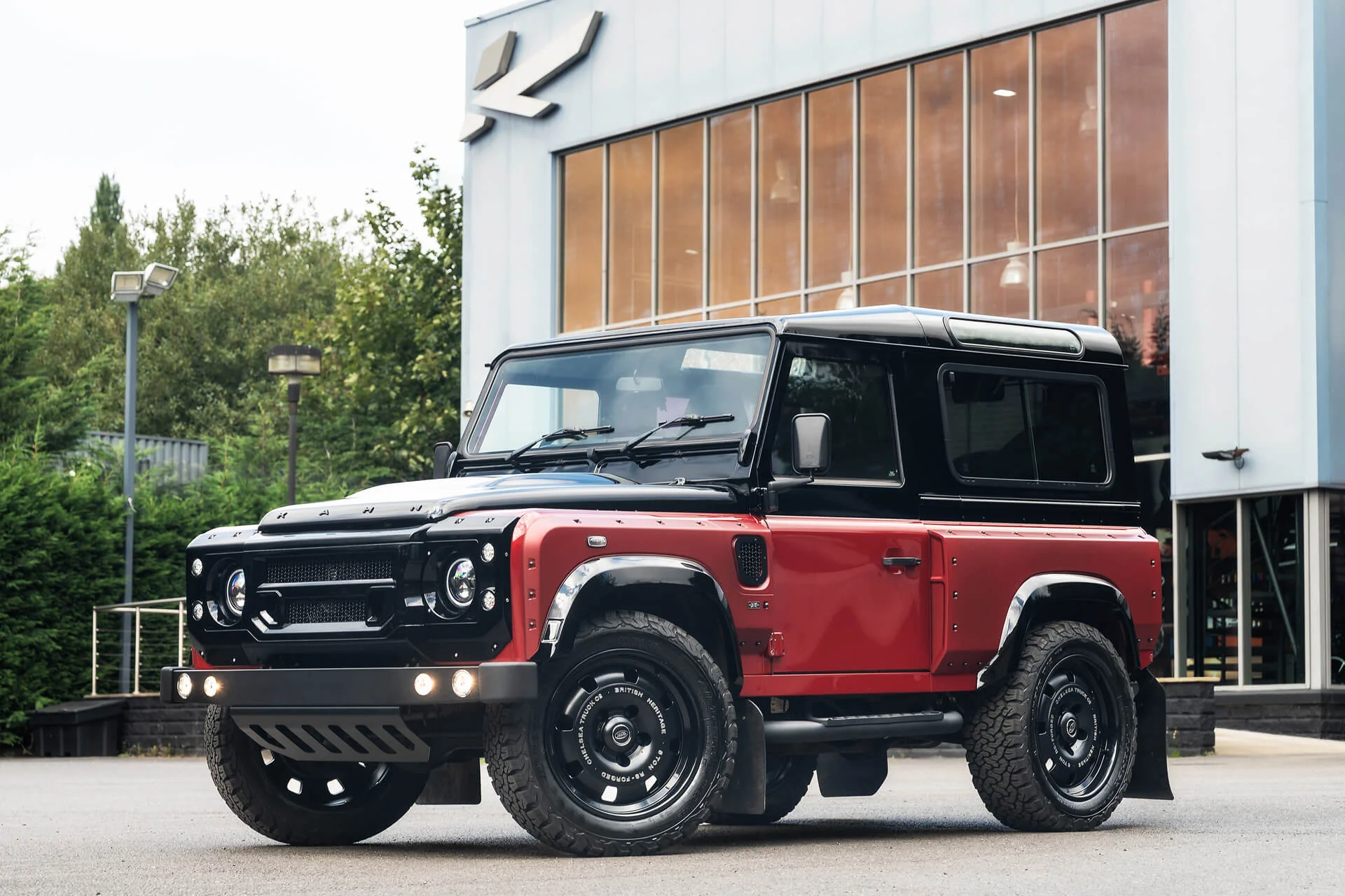 Land Rover Defender 90 (1991-2016) 25mm Suspension Lowering Kit - Image 3